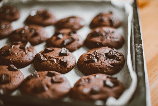 Cookies de chocolate no forno